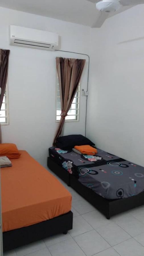Affordable Stay @ Rue’s Villa Tropika Apartment, UKM Bangi Esterno foto